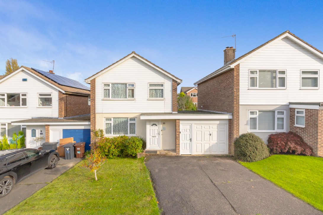 Photo of 35 Eridge Gardens, Crowborough