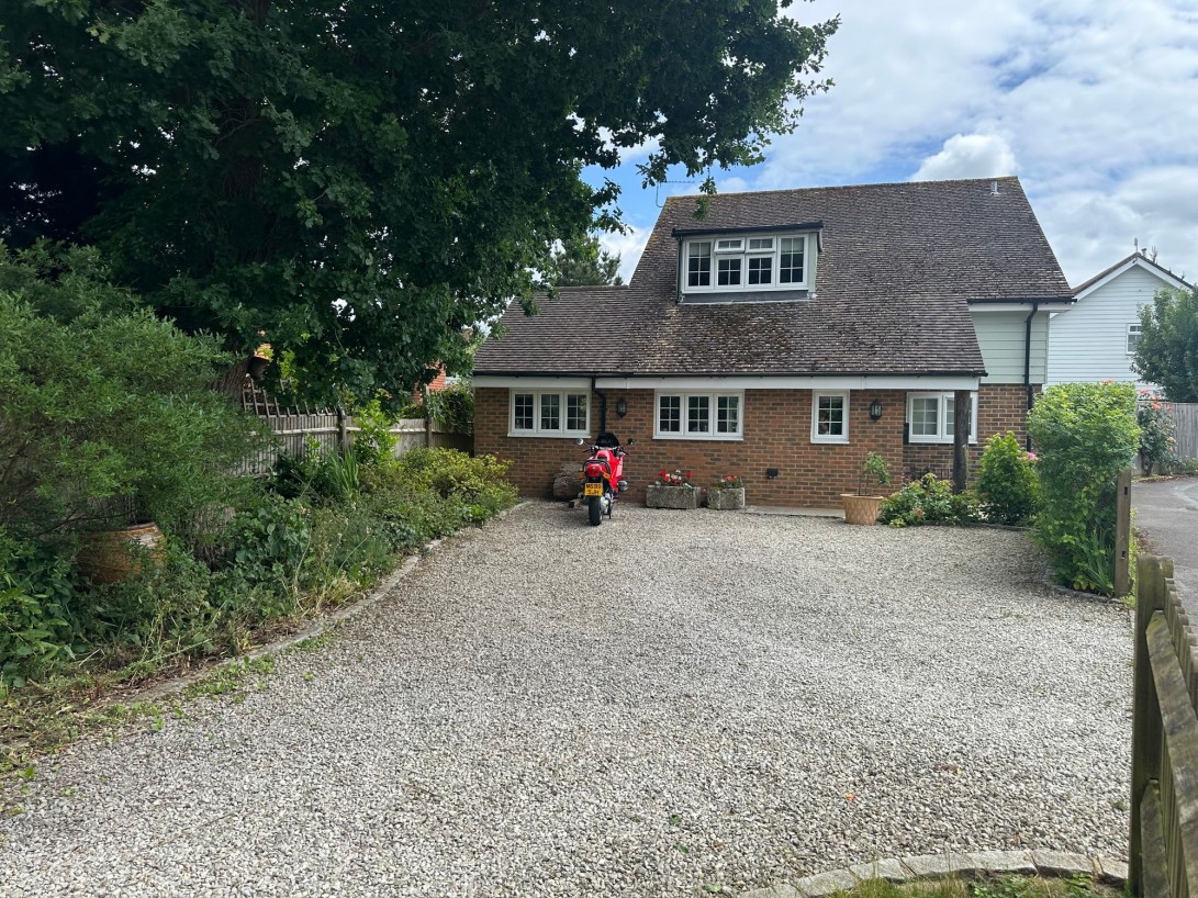 Photo of 7 Oakfield, Plaistow