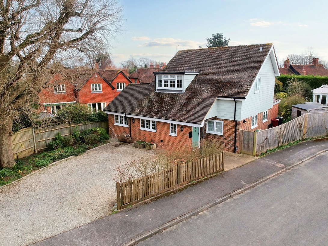 Photo of 7 Oakfield, Plaistow