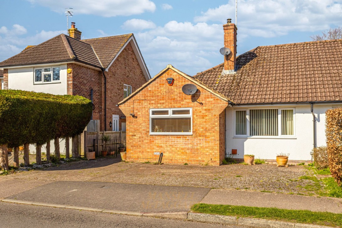 Photo of 33 The Meadow, Crawley