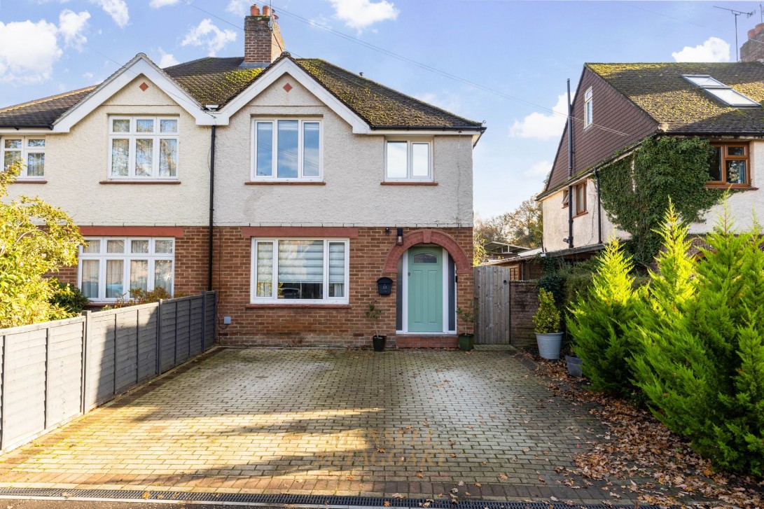 Photo of 22 Buckhurst Way, East Grinstead