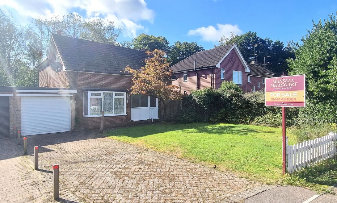 Photo of 10 Hillcrest Close, Haywards Heath