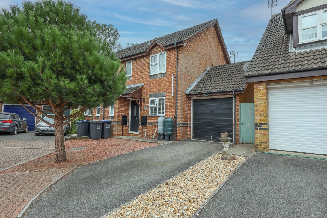 Photo of 19 Woolven Close, Burgess Hill
