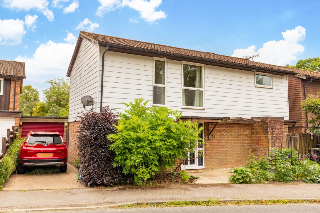 Photo of 27 Bridgelands, Crawley