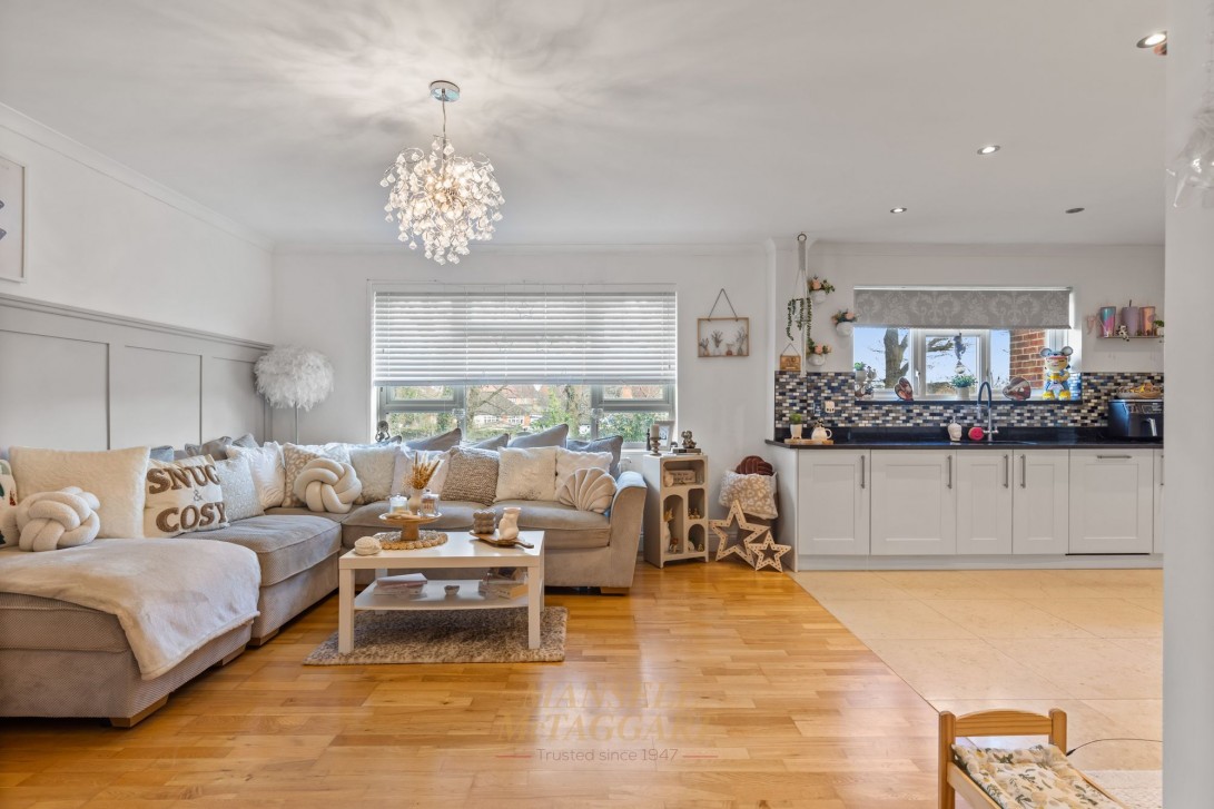 Photo of 48 Churchill Road, Horley