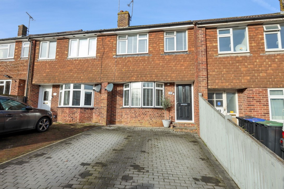 Photo of 21 Stirling Court Road, Burgess Hill