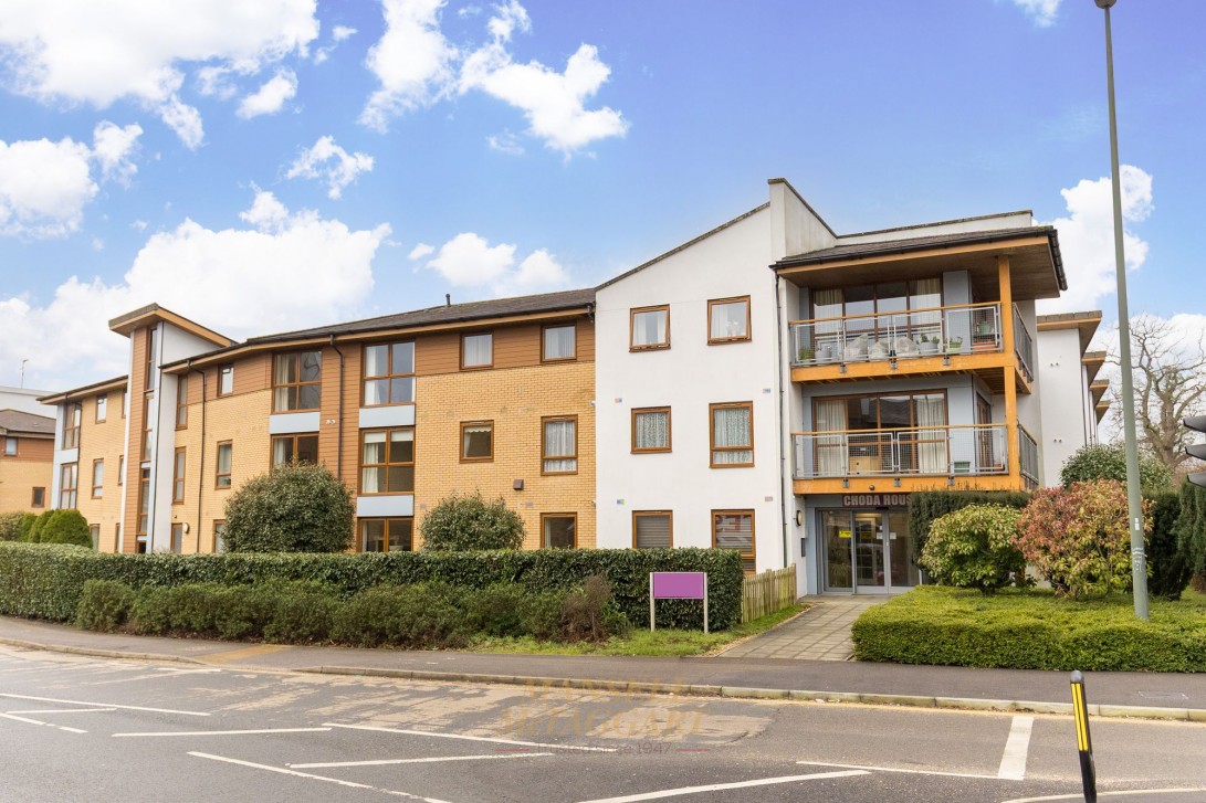 Photo of Flat 28, Crawley