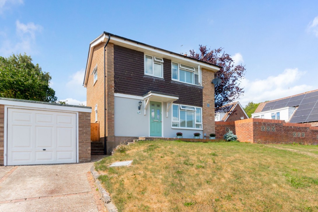 Photo of 16 Rocks Park Road, Uckfield