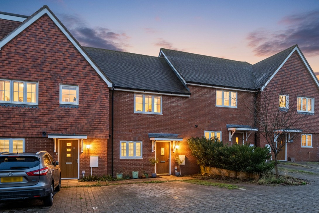 Photo of 15 Wood Croft, Billingshurst