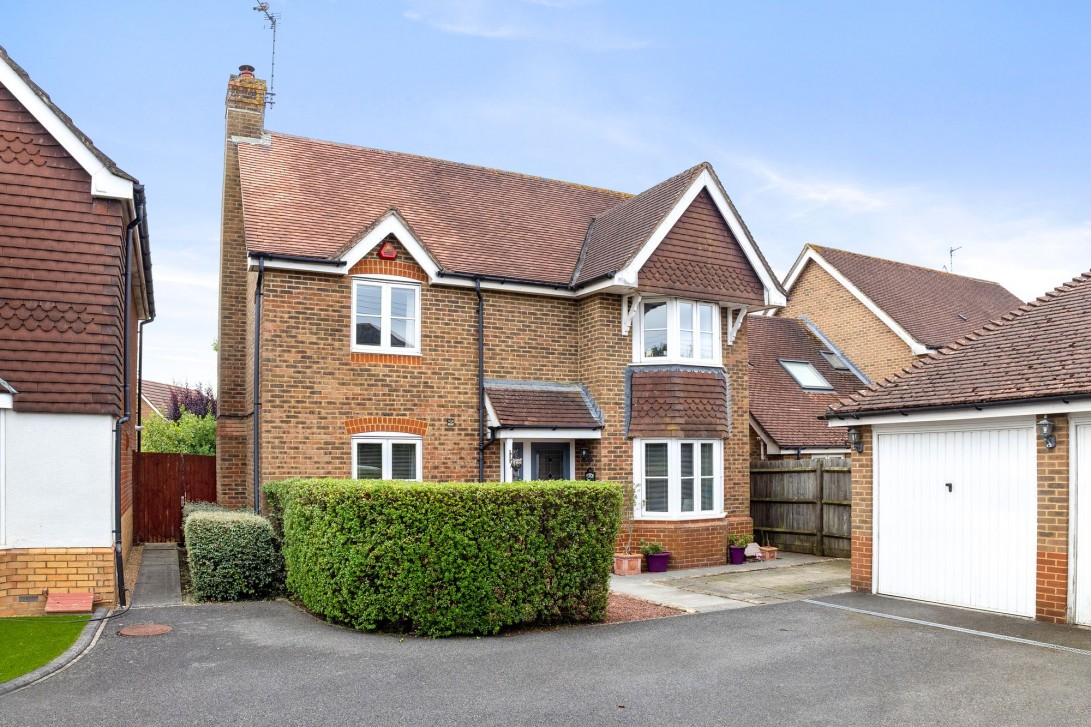 Photo of 22 Chanctonbury, Pulborough