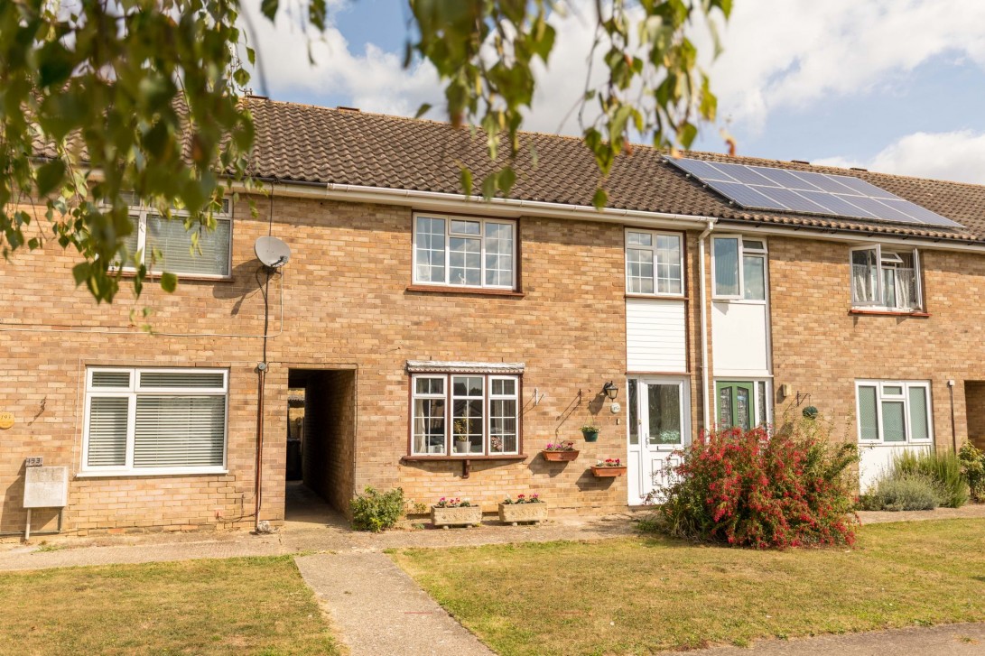 Photo of 195 Court Lodge Road, Horley