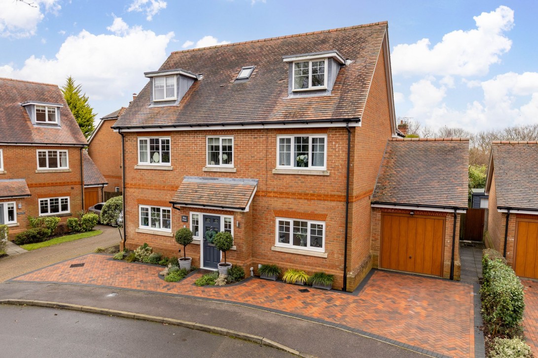 Photo of 4 Beacon Rise, East Grinstead
