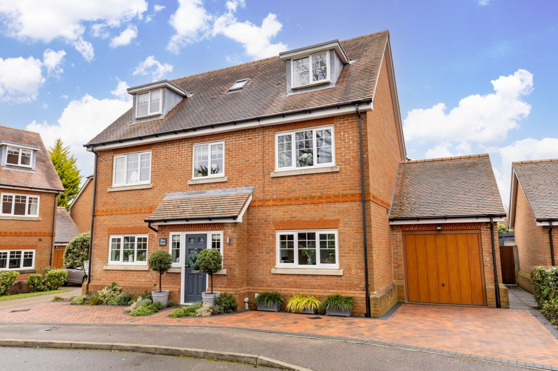 Photo of 4 Beacon Rise, East Grinstead