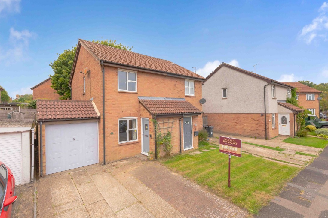 Photo of 22 Rockington Way, Crowborough