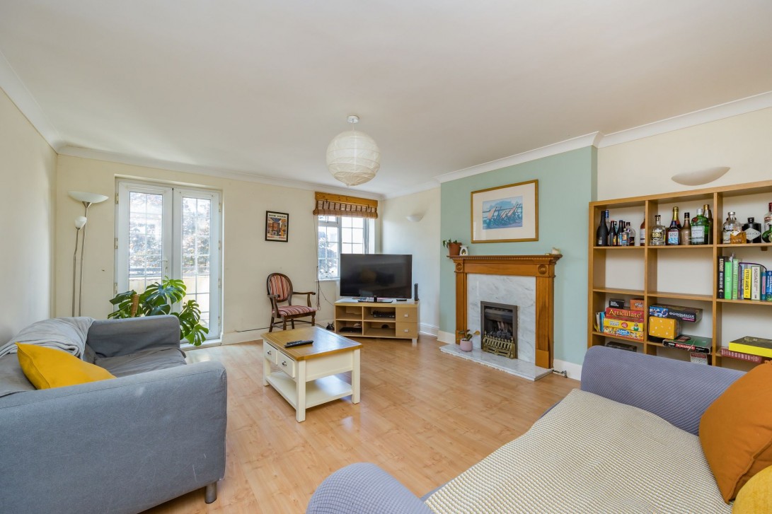 Photo of 2 South View Somerhill Avenue, Hove