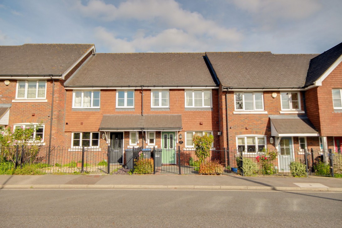 Photo of 95 Gordon Road, Haywards Heath