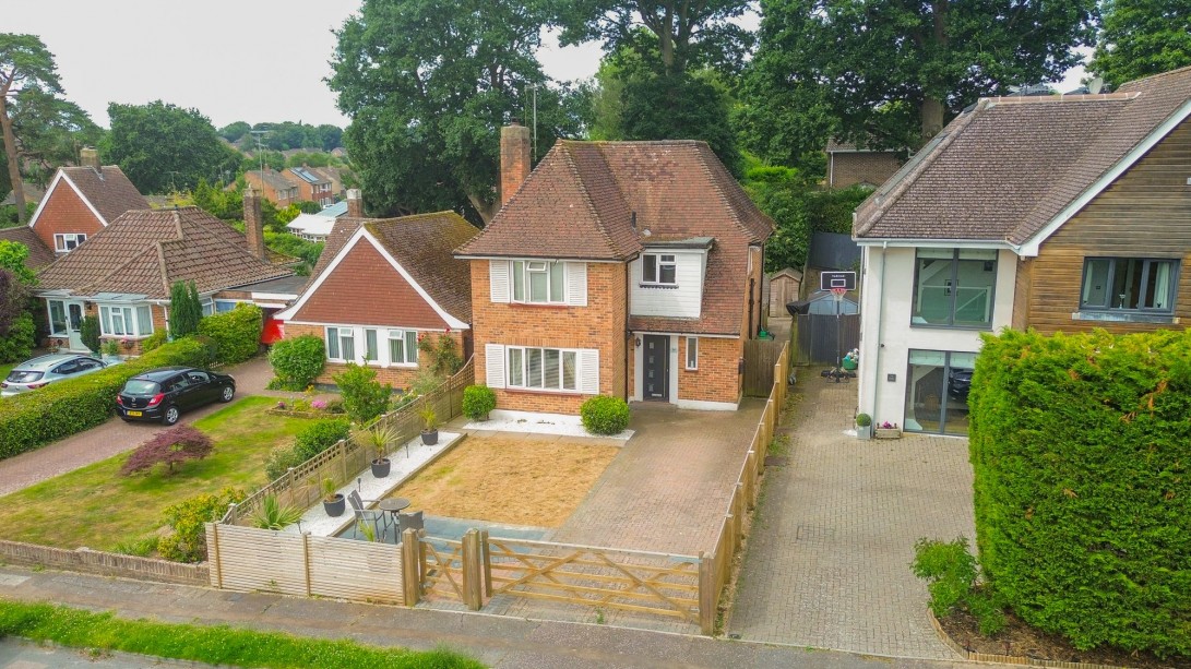 Photo of 14 Ashenground Close, Haywards Heath