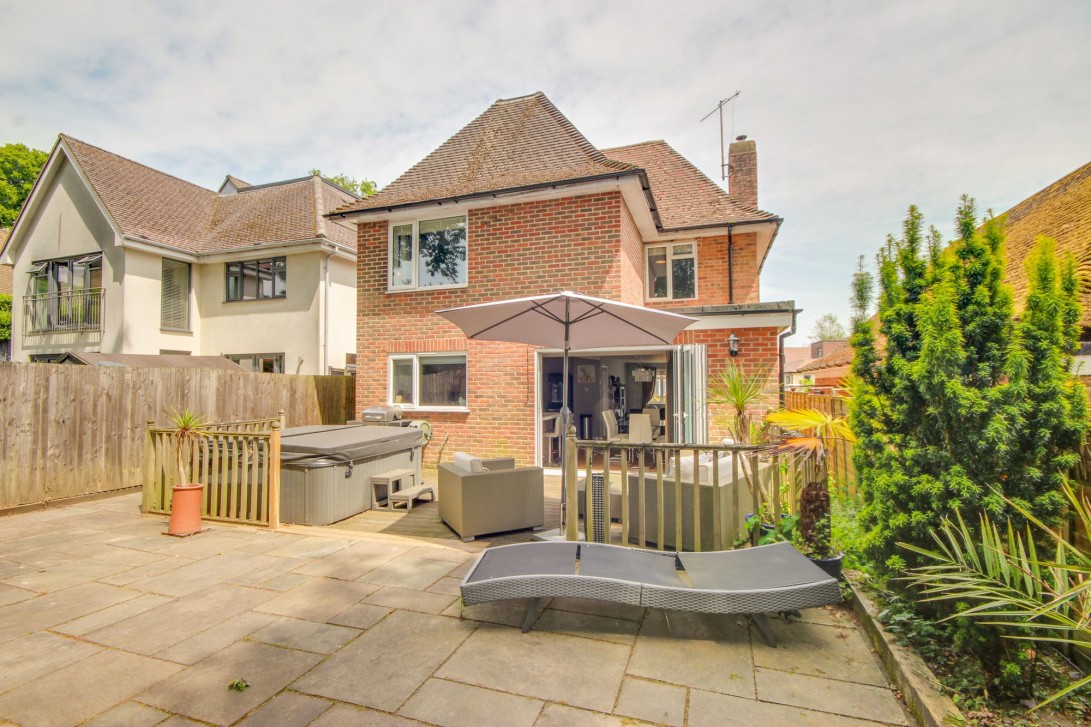 Photo of 14 Ashenground Close, Haywards Heath