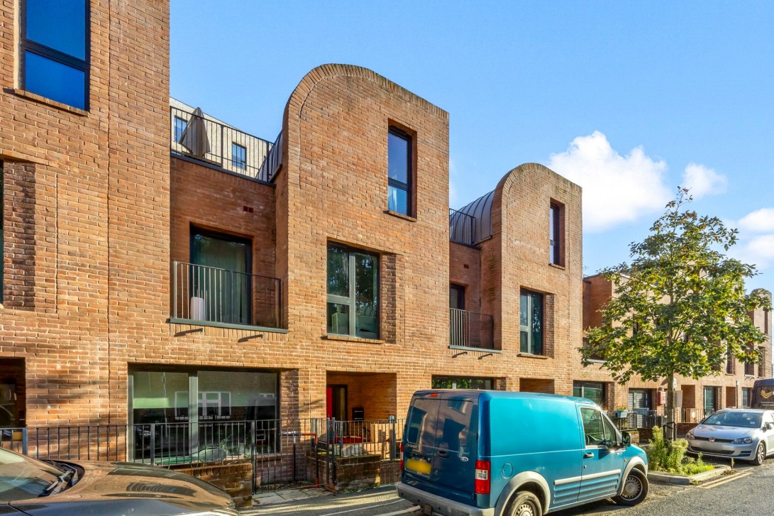 Photo of 92 Saunders Park View, Brighton