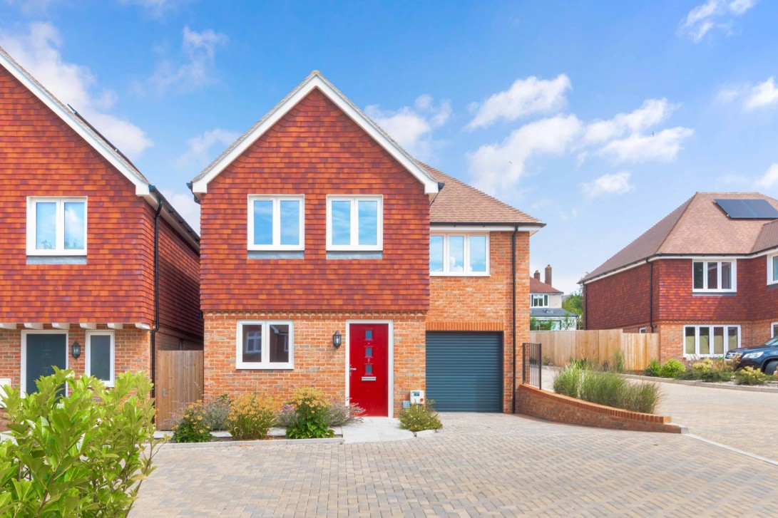 Photo of 5 The Willows Framfield Road, Uckfield