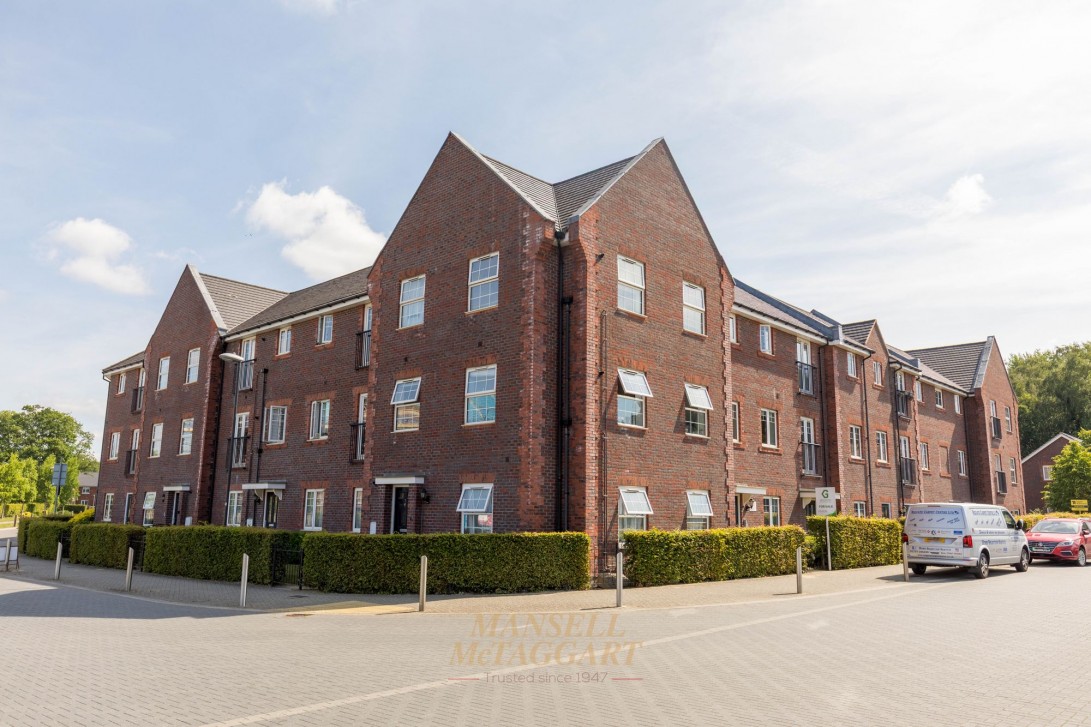 Photo of 12 Spinks Court Somerley Drive, Crawley