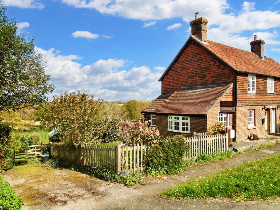 Photo of 3 Pagnall Cottages Gallipot Hill, Hartfield