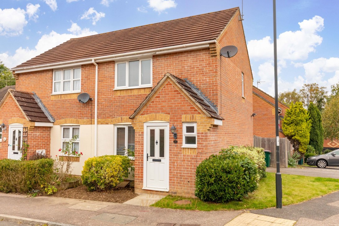 Photo of 32 Stable Close, Crawley