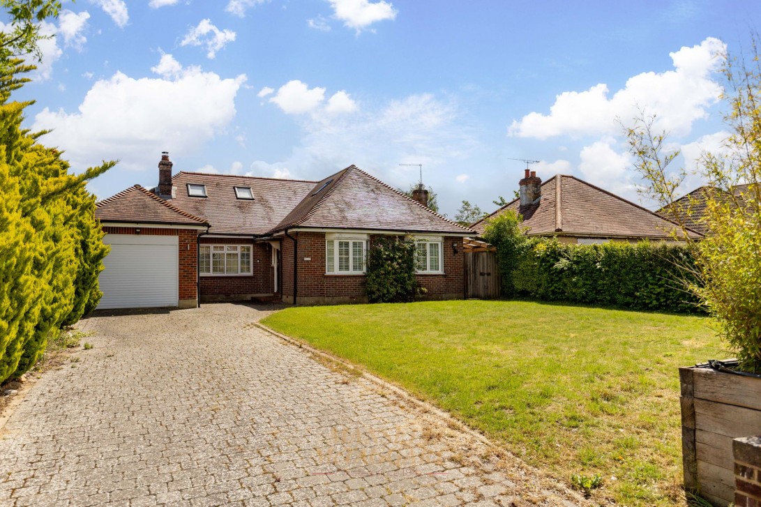 Photo of 117 North Road, Crawley