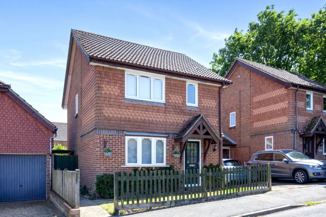 Photo of 12 Forge Rise, Uckfield