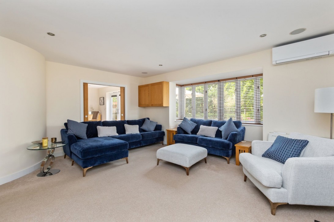 Photo of 4 South Leas, Horsham