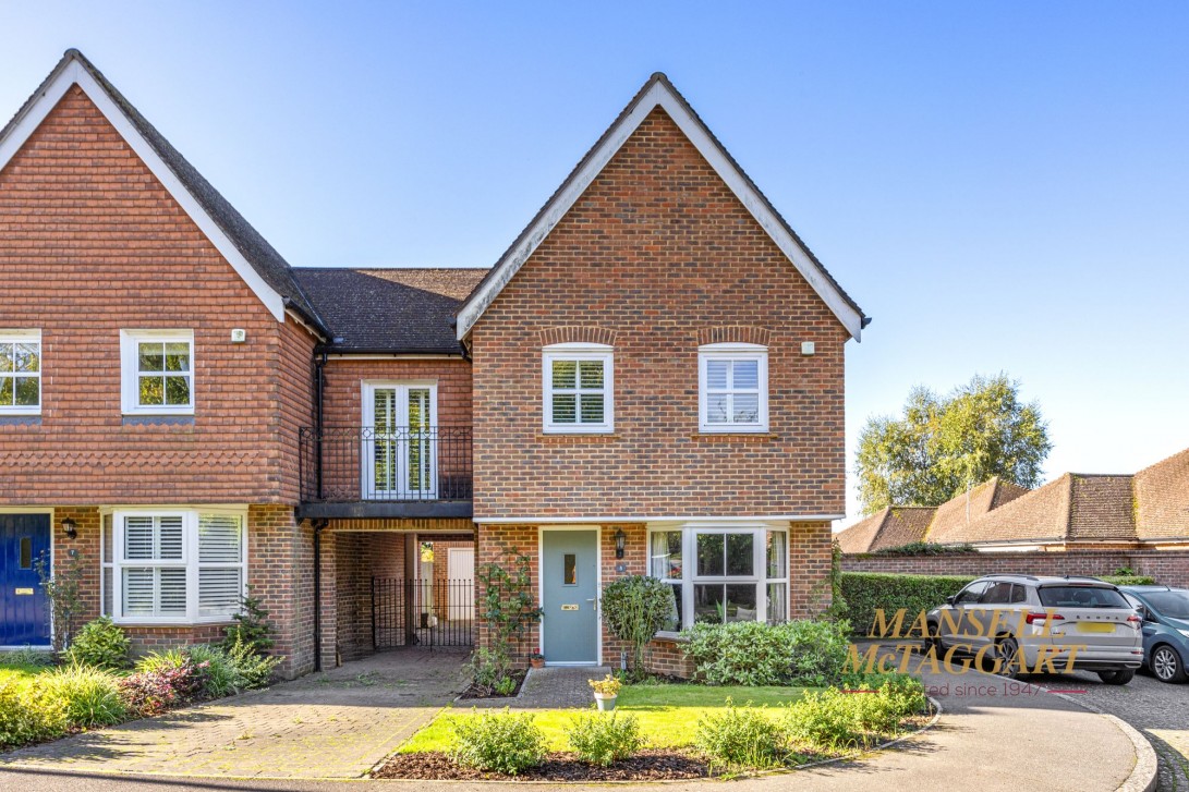 Photo of 8 Drovers Lane, Pulborough