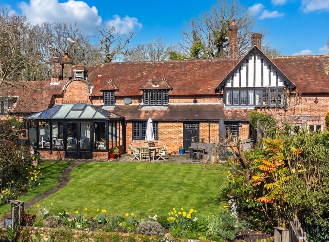 Photo of Garden Cottage, Edenbridge