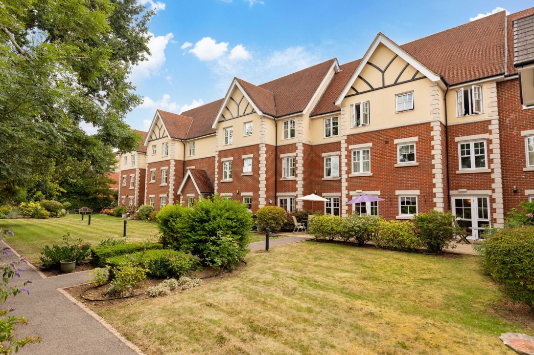 Photo of Flat 7, Horley