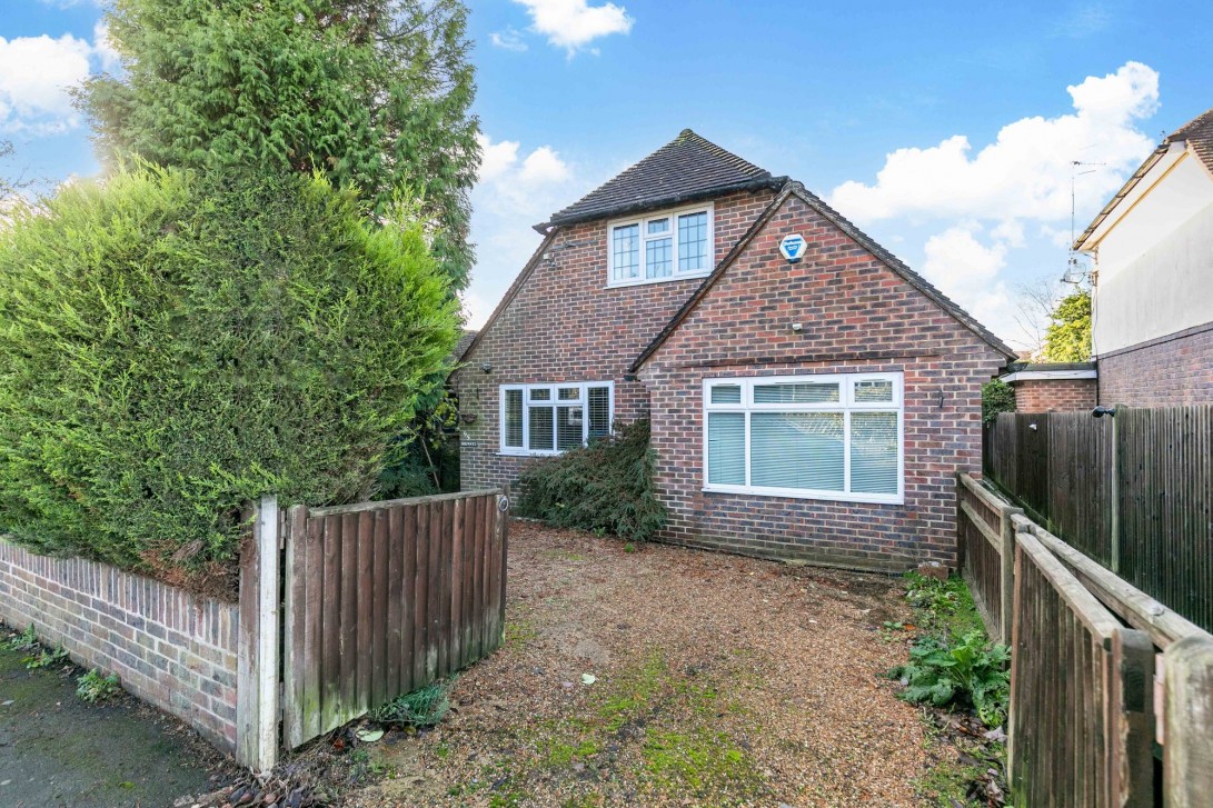 Photo of 95 Moat Road, East Grinstead