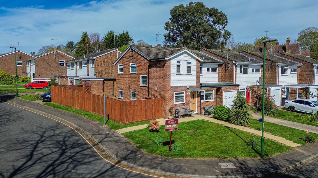 Photo of 57a Barnmead, Haywards Heath