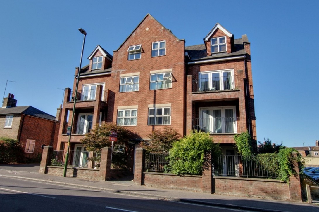 Photo of 7 Priory Mews, Haywards Heath