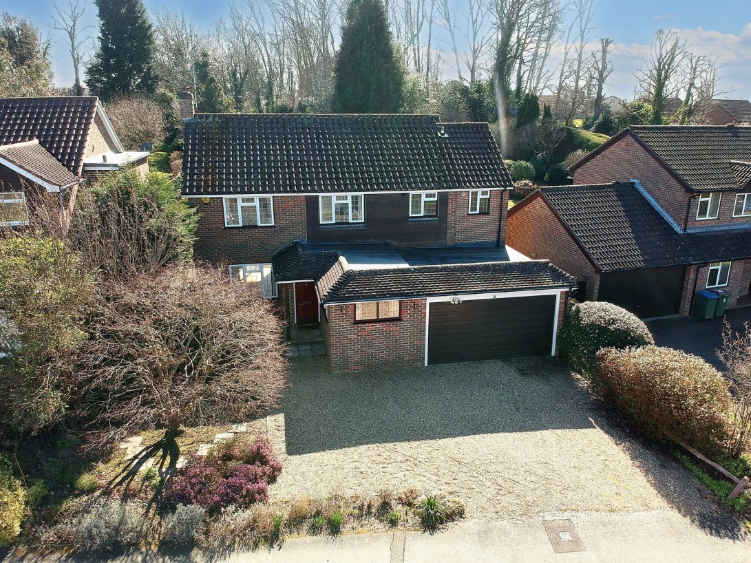 Photo of 3 Dell Lane, Billingshurst