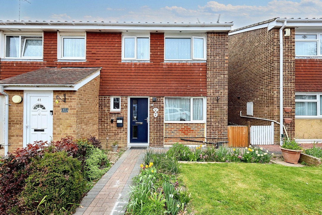 Photo of 42 Dumbrills Close, Burgess Hill