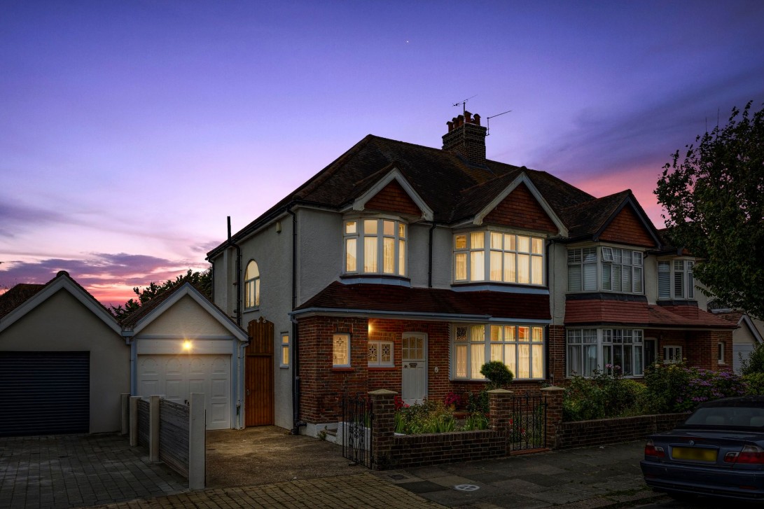 Photo of 8 Berriedale Avenue, Hove