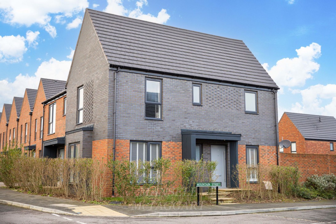 Photo of 1 Mountain Street, Crawley