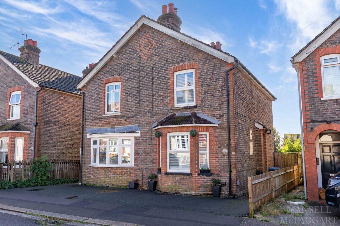 Photo of 36 Morton Road, East Grinstead