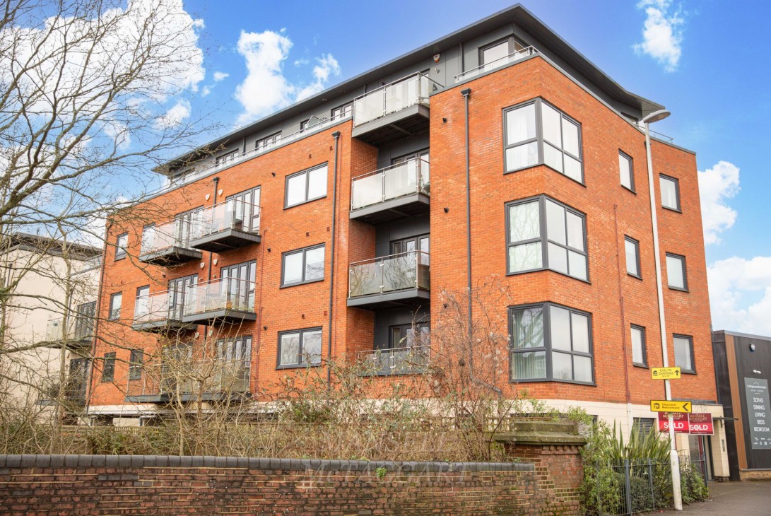 Photo of Flat 4, East Grinstead