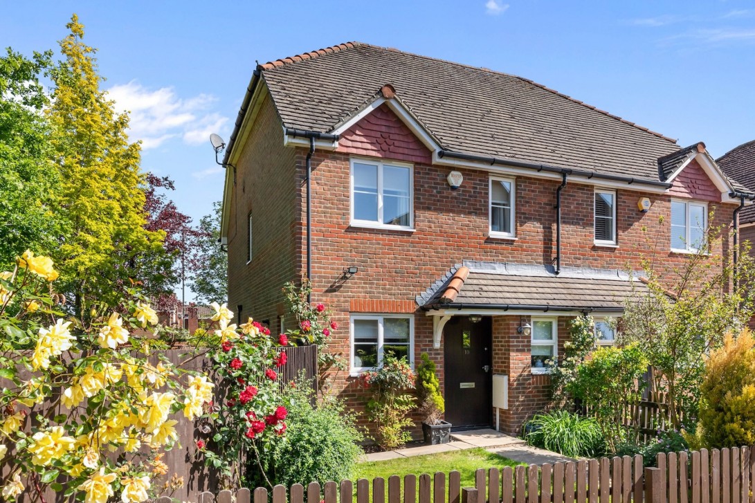 Photo of 10 Watercress Place, Horsham