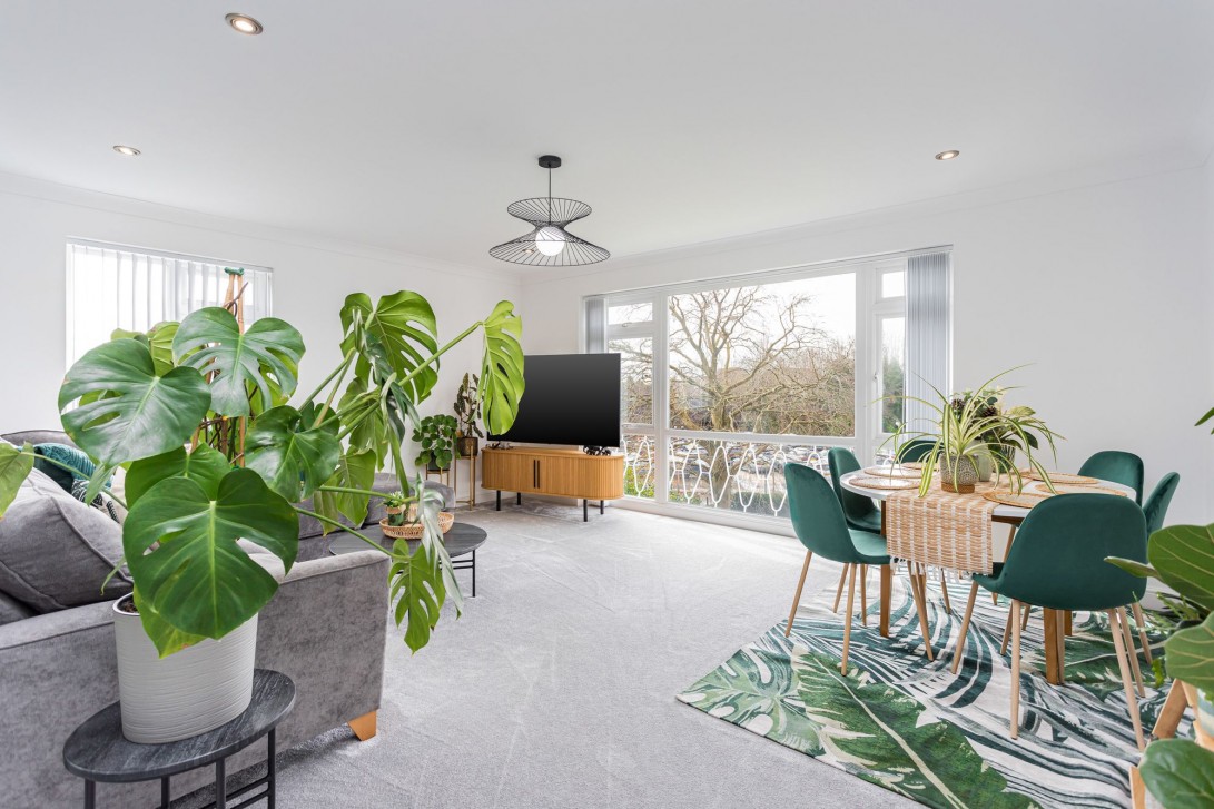 Photo of 11 Grovelands, Horley