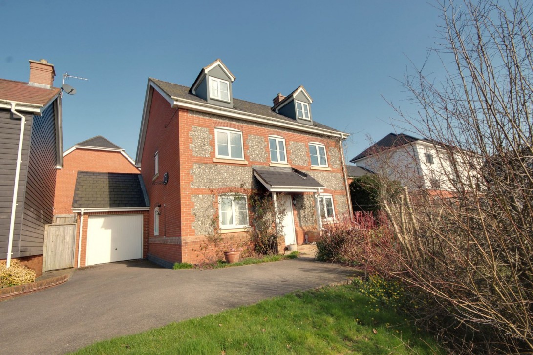 Photo of 41 Cedar Avenue, Haywards Heath