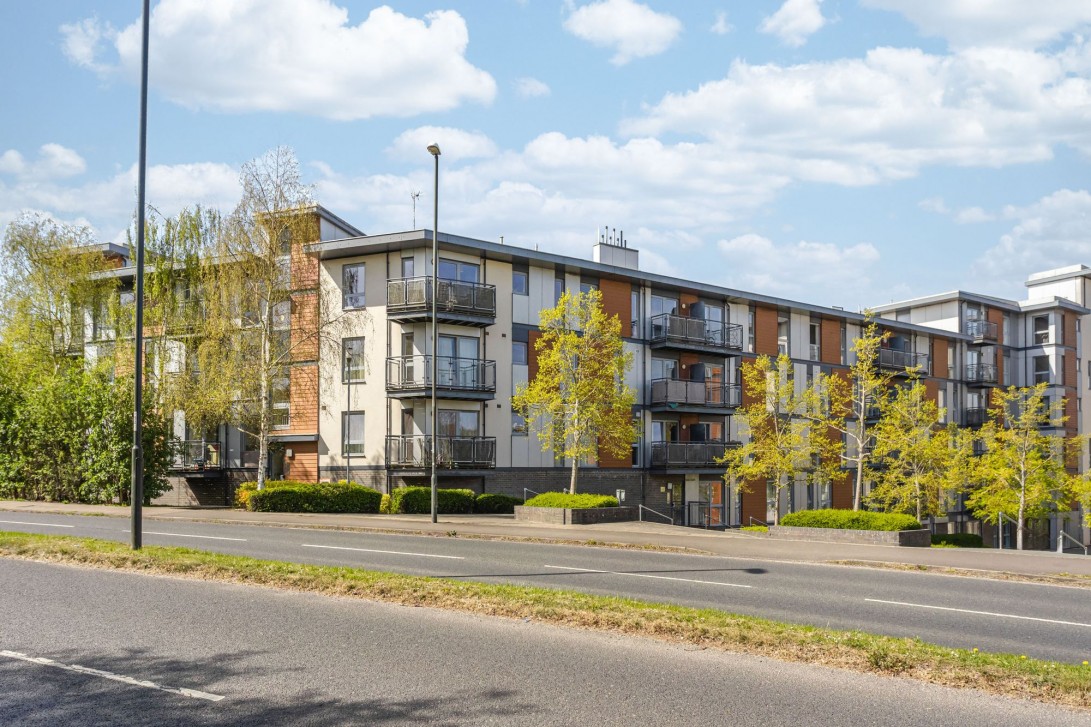 Photo of Flat 92, Crawley