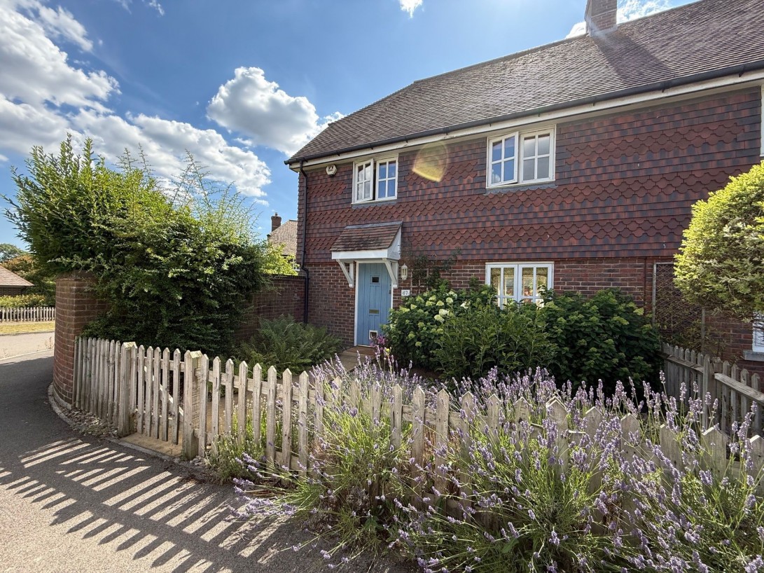 Photo of 67 Morris Drive, Billingshurst