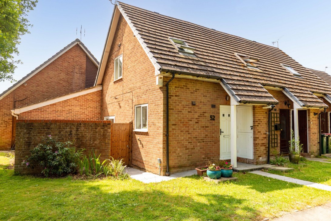 Photo of 52 Matthey Place, Crawley