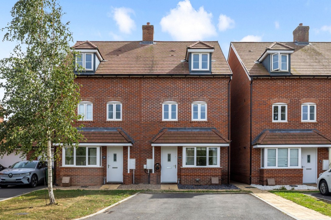 Photo of 49 Fletcher Way, Henfield