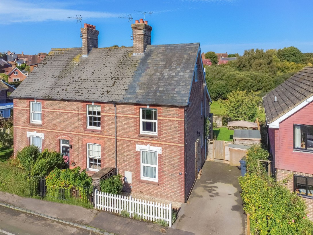 Photo of 6 Springfield Cottages New Road, Crowborough